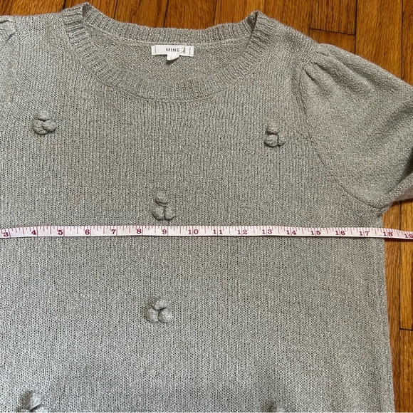 MINE Sweater Womens M Gray Speckled Pom Poms Pullover - Picture 5 of 8